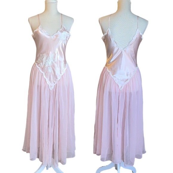 Victoria's Secret Intimates & Sleepwear Vintage Victorias Secret Gold Label Nightgown